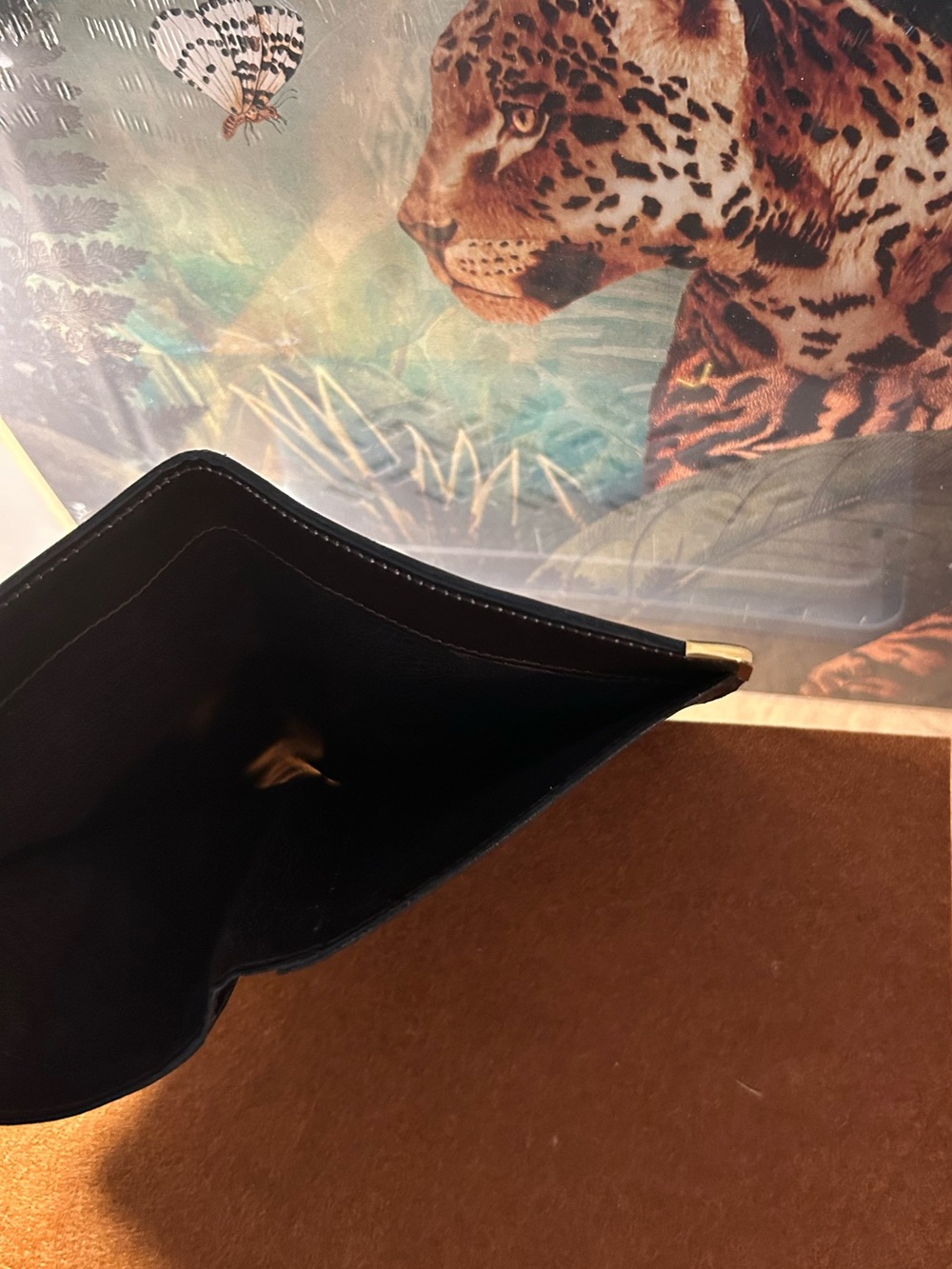 FENDI Pre-Loved Wallet or Passport Holder - Unisex - Picture 7 of 8